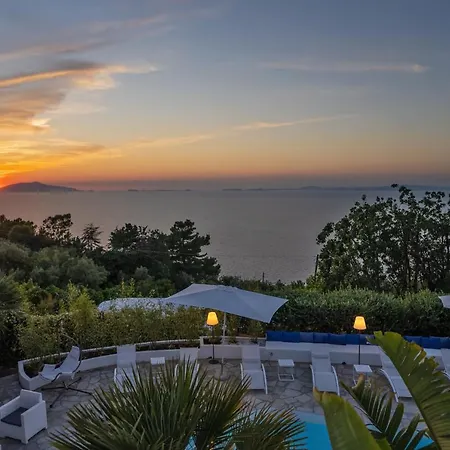 Capri Blue Luxury Le Tre Monelle * Anacapri (Isola di Capri)